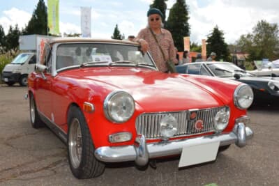 MG ミジェット：こちらの個体はミジェットMk.4以前の姿であるメッキグリル＆バンパーに戻されている