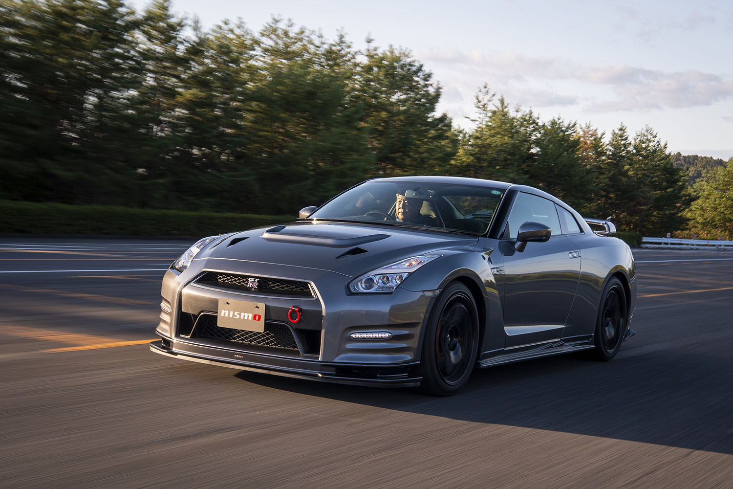 GT-R NISMO CRS