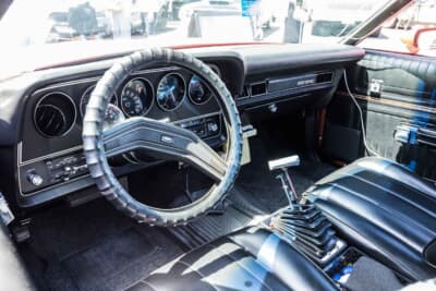 フォード グラントリノ：インテリアのコンディションも保たれている