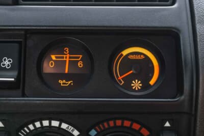 8万8875英ポンド（邦貨換算約1850万円）で現在も販売中のルノー「5ターボ2」（C）iconicauctioneers