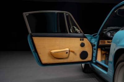 107万3750ドル（邦貨換算約1億6643万円）で落札されたポルシェ「911 リイマジンド バイ シンガー」（C）Courtesy of RM Sotheby's