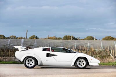 54万6250ポンド（邦貨換算約約1億1500万円）で落札されたランボルギーニ「カウンタックLP400S」（C）Bonhams