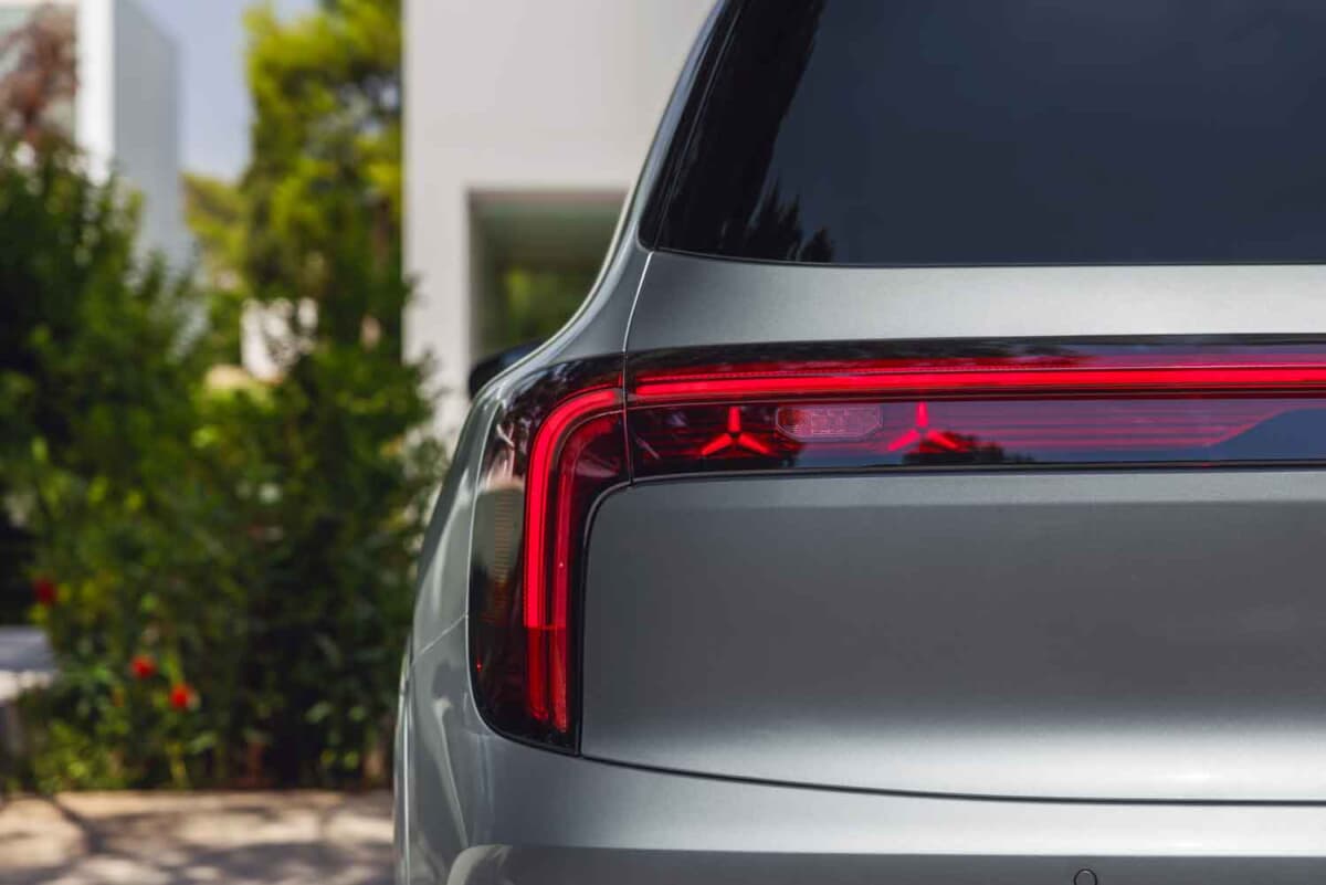 厳しい気候風洞テストをパスして発表された新型GLB