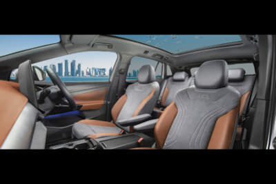 フォルクスワーゲンID.4:シートヒーター/リラクゼーション機能付きシートでドライブにくつろぎを提供