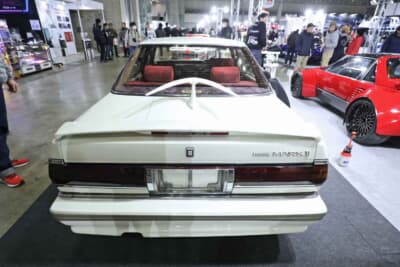 トヨタ GX71 マークII：ハイマウントストップランプ付きのピッツーラ製リアスポイラーは激レア物だ