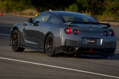 GT-R NISMO CRS