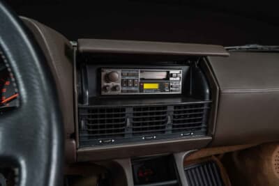 21万8750ドル(邦貨換算約3425万円)で落札されたフェラーリ「テスタロッサ」(C)Courtesy of RM Sotheby's