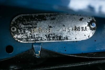 1万7438英ポンド（邦貨換算約362万円）で落札されたオースティン「ミニ クーパー マークII」（C）iconicauctioneers