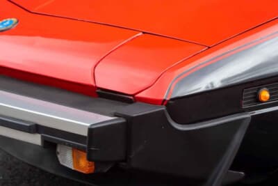 8100英ポンド（邦貨換算約170万円で落札されたベルトーネ「X1/9」（C）iconicauctioneers