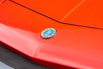 8100英ポンド（邦貨換算約170万円で落札されたベルトーネ「X1/9」（C）iconicauctioneers