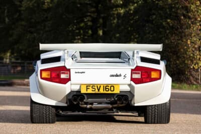 54万6250ポンド（邦貨換算約約1億1500万円）で落札されたランボルギーニ「カウンタックLP400S」（C）Bonhams