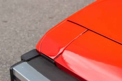 8100英ポンド（邦貨換算約170万円で落札されたベルトーネ「X1/9」（C）iconicauctioneers