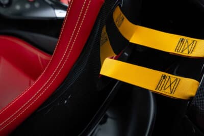 253万6250ドル(邦貨換算約3億9210万円)で落札されたフェラーリ「モンツァSP2」(C)Courtesy of RM Sotheby's