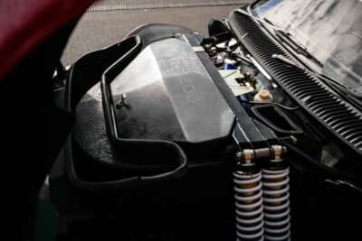 38万2500ポンド(邦貨換算約7726万円)で落札したフォード「RS200S」(C)iconicauctioneers