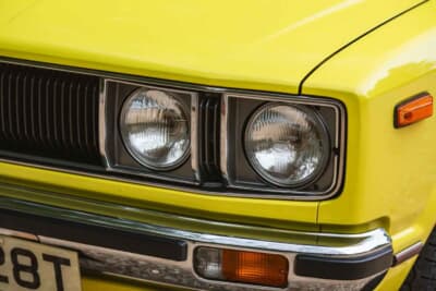 2万〜2万5000ポンド（約420万0000円〜526万0000円）で現在も販売中のトヨタ「カリーナ」（C）iconicauctioneers