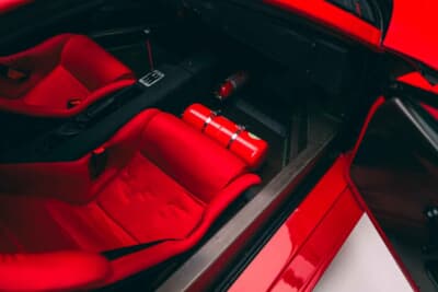 388万6250ドル（邦貨換算約5億8293万7500円）で落札されたフェラーリ「F40」（C）Courtesy of RM Sotheby's