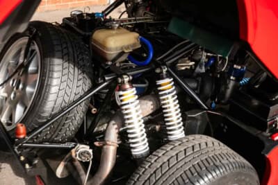 38万2500ポンド(邦貨換算約7726万円)で落札したフォード「RS200S」(C)iconicauctioneers