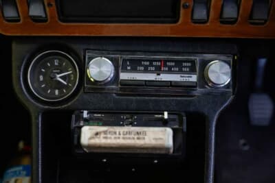 価格非公開で落札されたフォード「エスコート Mk Iメキシコ」（C）iconicauctioneers