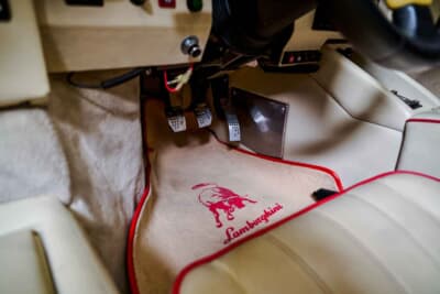 57万8750ドル(邦貨換算約8947万円)で落札されたランボルギーニ「カウンタック25thアニバーサリー」(C)Courtesy of RM Sotheby's