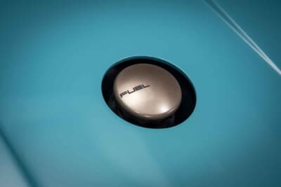 107万3750ドル（邦貨換算約1億6643万円）で落札されたポルシェ「911 リイマジンド バイ シンガー」（C）Courtesy of RM Sotheby's