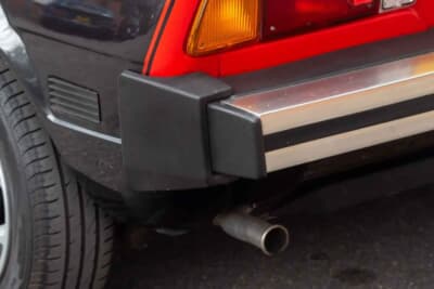 8100英ポンド（邦貨換算約170万円で落札されたベルトーネ「X1/9」（C）iconicauctioneers