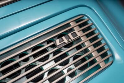 107万3750ドル（邦貨換算約1億6643万円）で落札されたポルシェ「911 リイマジンド バイ シンガー」（C）Courtesy of RM Sotheby's