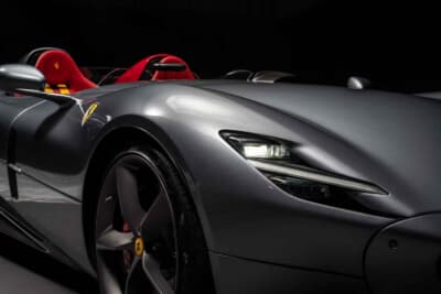 253万6250ドル(邦貨換算約3億9210万円)で落札されたフェラーリ「モンツァSP2」(C)Courtesy of RM Sotheby's