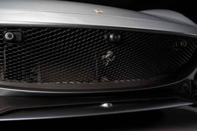 253万6250ドル(邦貨換算約3億9210万円)で落札されたフェラーリ「モンツァSP2」(C)Courtesy of RM Sotheby's