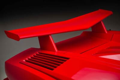 57万8750ドル(邦貨換算約8947万円)で落札されたランボルギーニ「カウンタック25thアニバーサリー」(C)Courtesy of RM Sotheby's