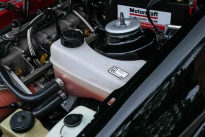 7万5000ポンド〜9万5000ポンド(邦貨換算約1580万円〜約2000万円)で現在も販売中のフォード「シエラRS500」(C)iconicauctioneers