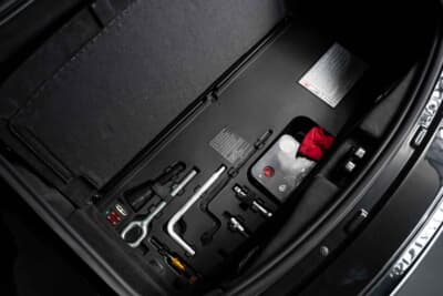 253万6250ドル(邦貨換算約3億9210万円)で落札されたフェラーリ「モンツァSP2」(C)Courtesy of RM Sotheby's