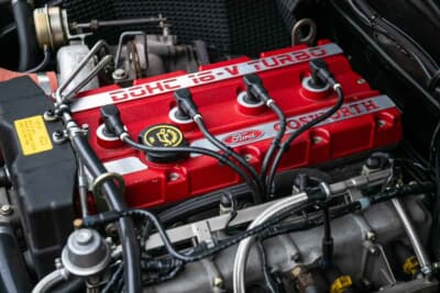 7万5000ポンド〜9万5000ポンド(邦貨換算約1580万円〜約2000万円)で現在も販売中のフォード「シエラRS500」(C)iconicauctioneers