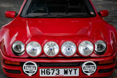38万2500ポンド(邦貨換算約7726万円)で落札したフォード「RS200S」(C)iconicauctioneers
