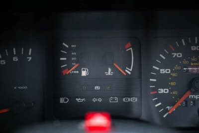 7万5000ポンド〜9万5000ポンド(邦貨換算約1580万円〜約2000万円)で現在も販売中のフォード「シエラRS500」(C)iconicauctioneers