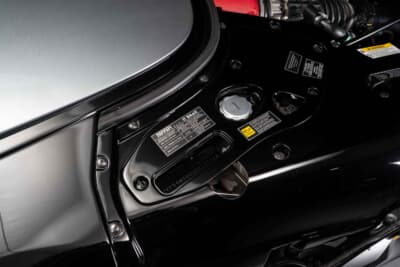 253万6250ドル(邦貨換算約3億9210万円)で落札されたフェラーリ「モンツァSP2」(C)Courtesy of RM Sotheby's