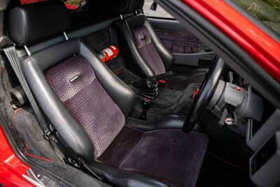 38万2500ポンド(邦貨換算約7726万円)で落札したフォード「RS200S」(C)iconicauctioneers