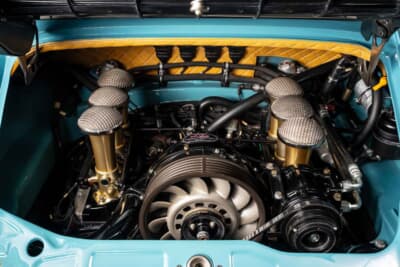 107万3750ドル（邦貨換算約1億6643万円）で落札されたポルシェ「911 リイマジンド バイ シンガー」（C）Courtesy of RM Sotheby's