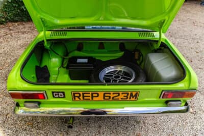 価格非公開で落札されたフォード「エスコート Mk Iメキシコ」（C）iconicauctioneers