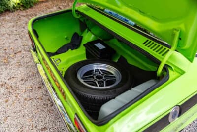 価格非公開で落札されたフォード「エスコート Mk Iメキシコ」（C）iconicauctioneers