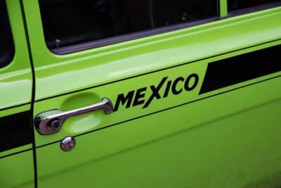 価格非公開で落札されたフォード「エスコート Mk Iメキシコ」（C）iconicauctioneers