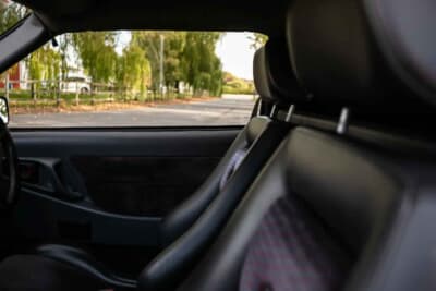 38万2500ポンド(邦貨換算約7726万円)で落札したフォード「RS200S」(C)iconicauctioneers