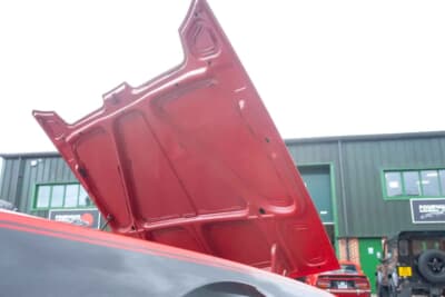 8100英ポンド（邦貨換算約170万円で落札されたベルトーネ「X1/9」（C）iconicauctioneers