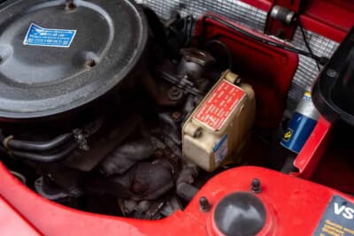 8100英ポンド（邦貨換算約170万円で落札されたベルトーネ「X1/9」（C）iconicauctioneers