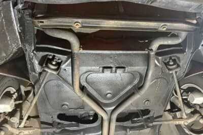 8100英ポンド（邦貨換算約170万円で落札されたベルトーネ「X1/9」（C）iconicauctioneers