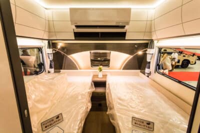 495UL エクセレント エディション：ベッドのサイズは193cm×82cm