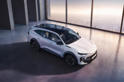 ルノー・フィランテ：ルノー本社と韓国のデザイナーが共同で手がけた個性的なデザイン