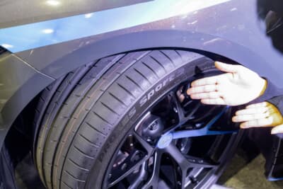 吉田代表が、プロクセス スポーツ2でとくに素晴らしいと感じたのは優れた排水性