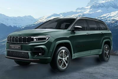 Jeep Commander Track Edition：テクノグリーンメタリックの専用ボディカラー。パールホワイトトライカラー仕様もラインアップ