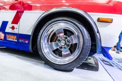 日産 サニートラック： B.R.Eホイール T-1 を装着