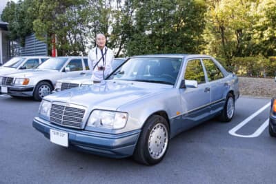 メルセデス・ベンツ 300E：33年という歳月を感じさせない300Eとオーナーの“wonder FOUR”さん